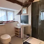 Spacious Barn Conversion 4 Bedroom Hot Tub - Pass The Keys