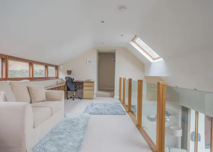 Holiday home Spacious Barn Conversion 4 Bedroom Hot Tub - Pass The Keys *