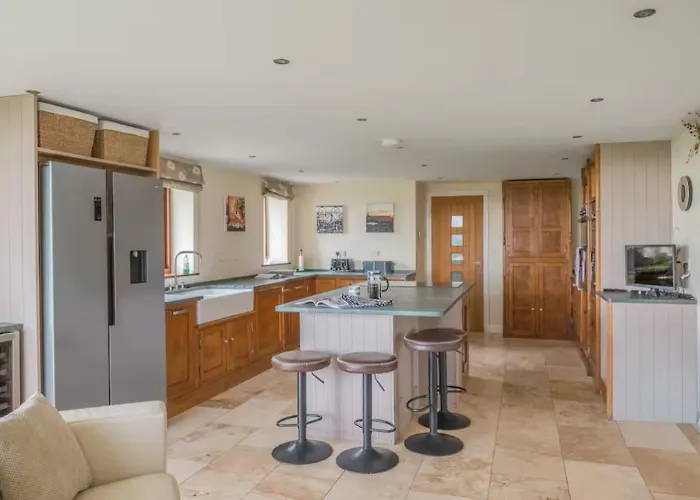 Spacious Barn Conversion 4 Bedroom Hot Tub - Pass The Keys * Seathwaite