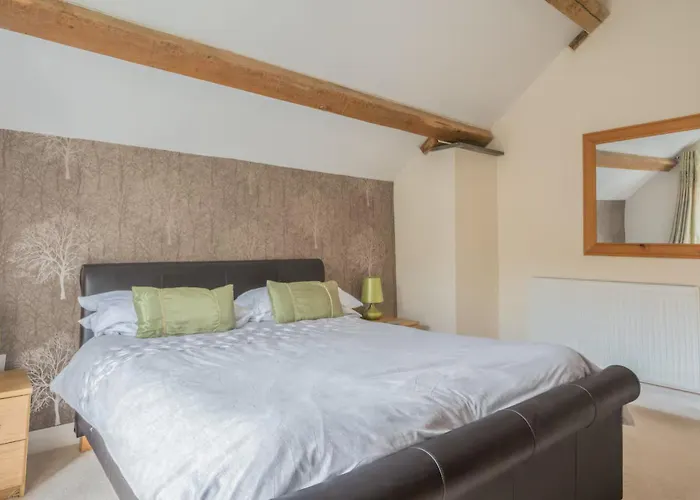 Spacious Barn Conversion 4 Bedroom Hot Tub - Pass The Keys