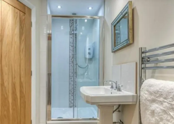 Spacious Barn Conversion 4 Bedroom Hot Tub - Pass The Keys * Seathwaite