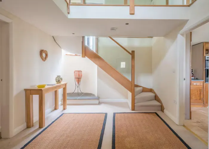 Spacious Barn Conversion 4 Bedroom Hot Tub - Pass The Keys * Seathwaite