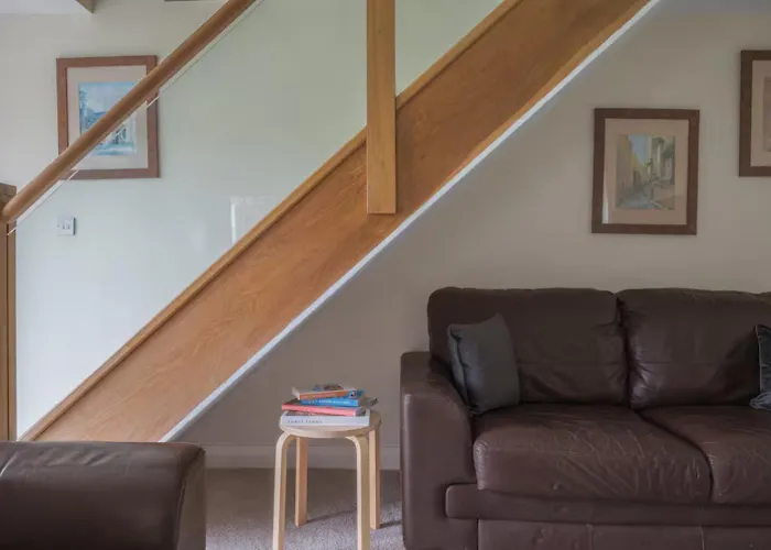 Spacious Barn Conversion 4 Bedroom Hot Tub - Pass The Keys Holiday home *